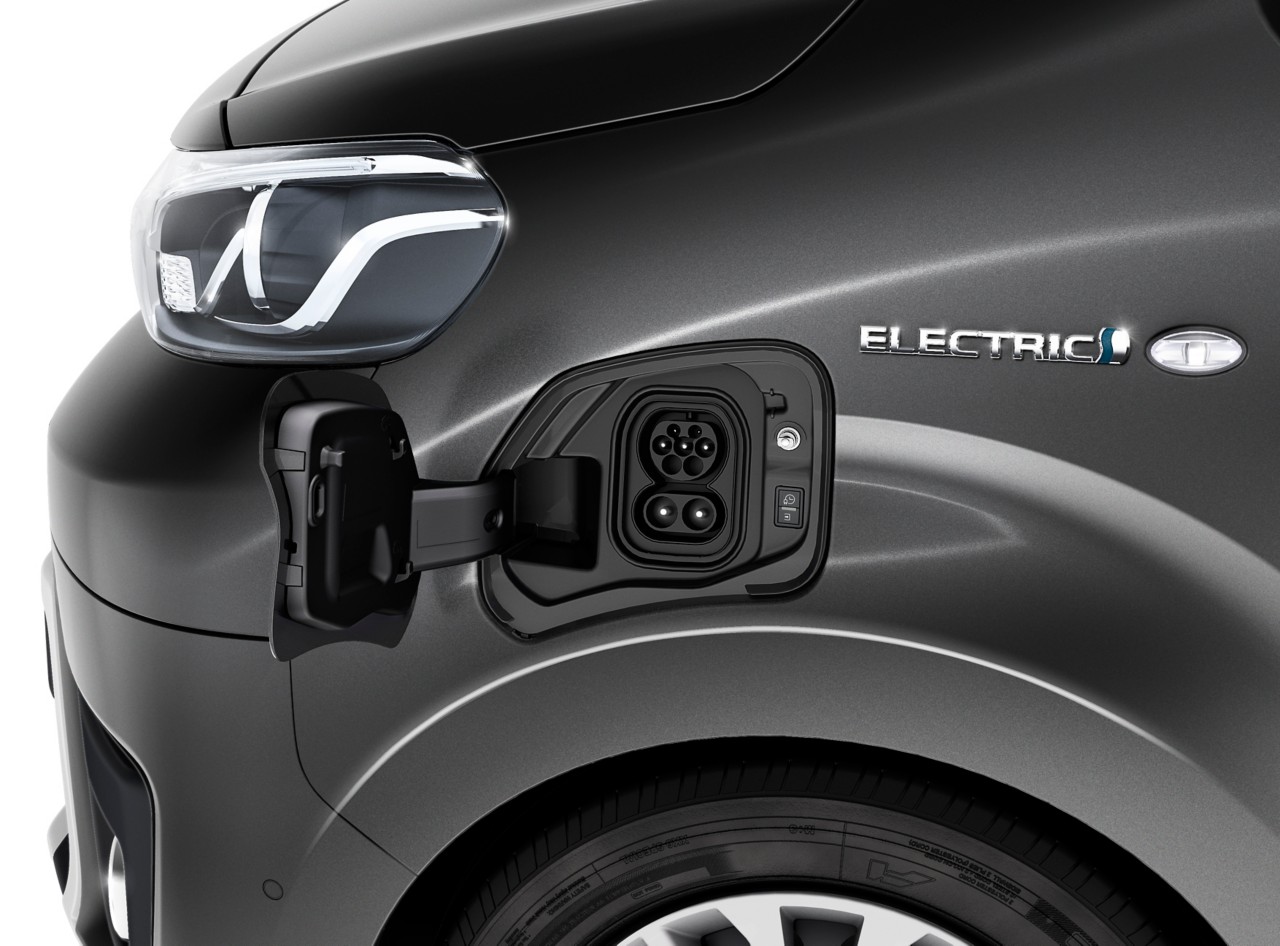 Proace Electric hleðslu möguleiki